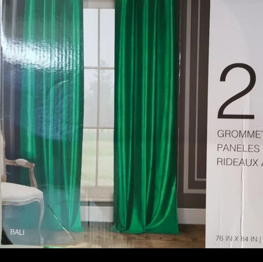 ⬇️ Duck River Green Grommet Panels Window Treatment